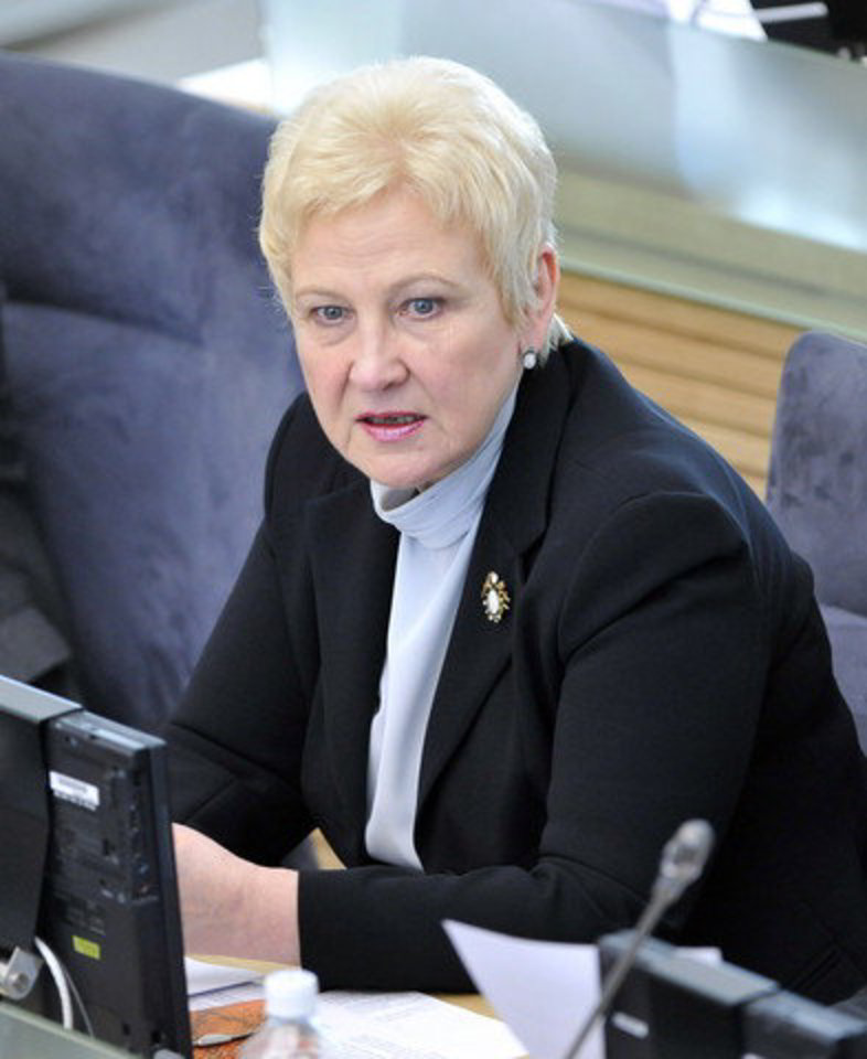 I.Degutienė dalyvavo Lietuvos naujienų agentūros ELTA Seimo parodų galerijoje Lietuvos Nepriklausomybės atkūrimo dvidešimtmečiui skirtos parodoje „ELTAI – 90: skiriame Laisvei...“ atidaryme.