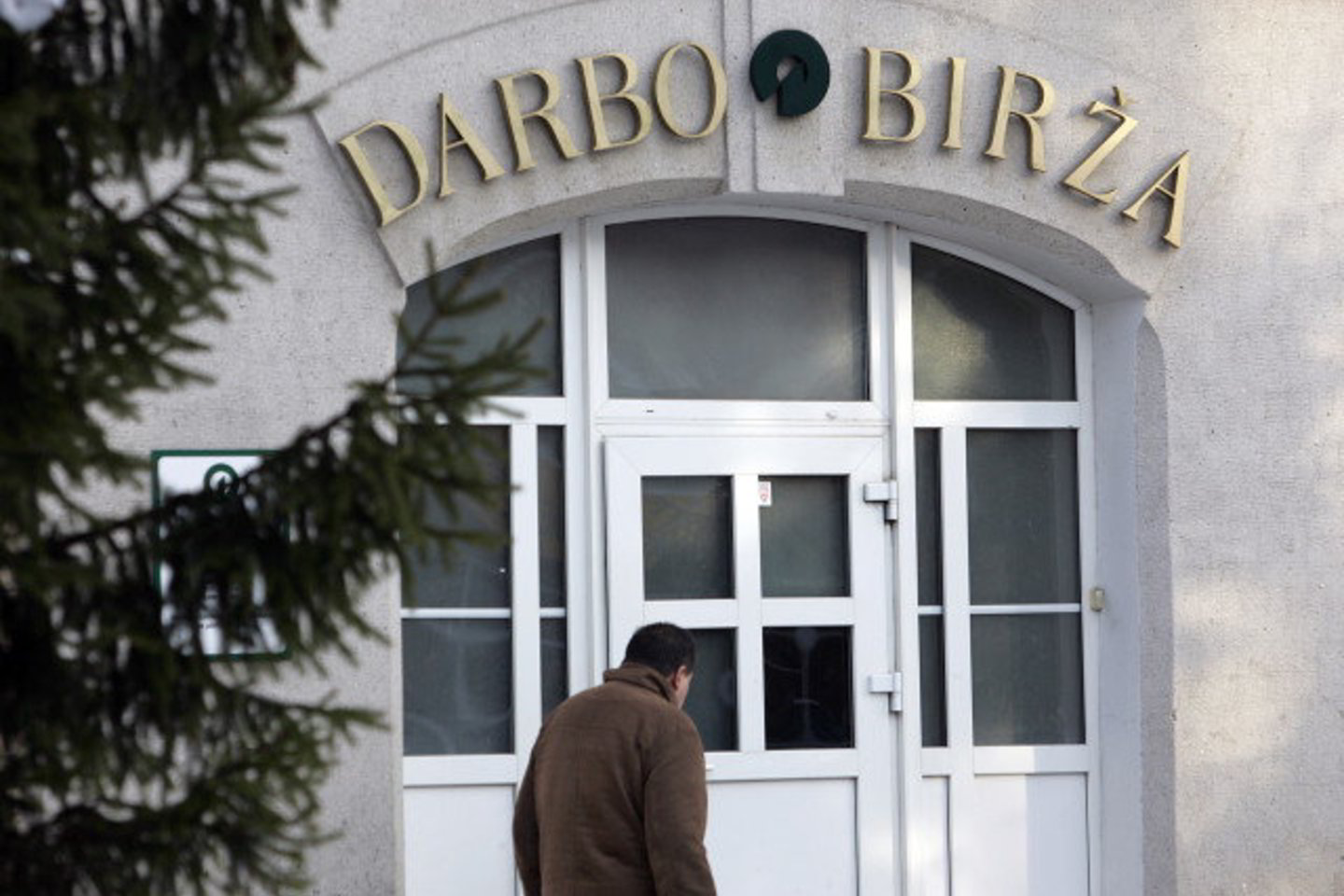 Balandžio 1 dieną Lietuvoje buvo 307 tūkst. registruotų bedarbių.