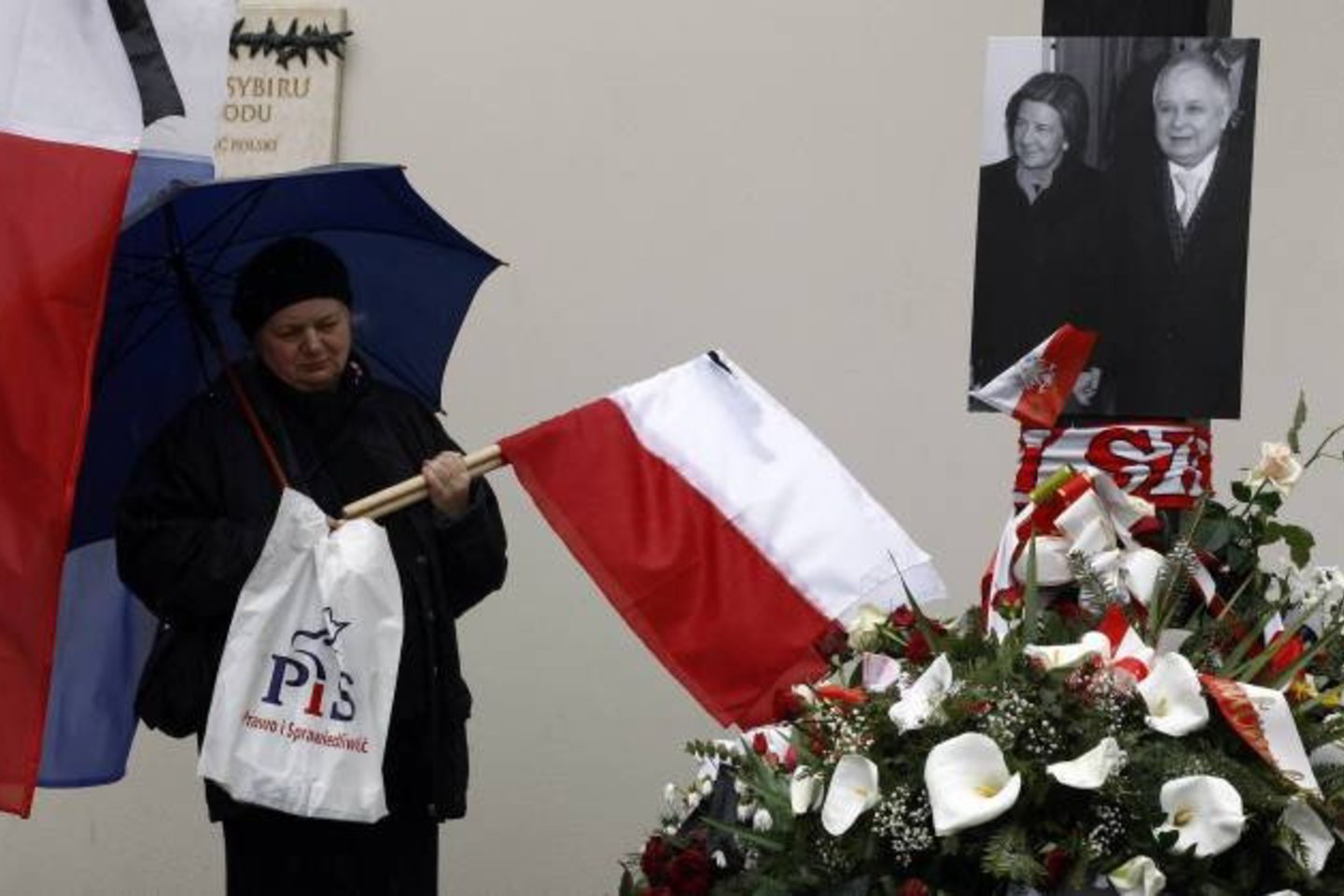 Žuvusio prezidento laidotuvių ceremonija Lenkijos spaudoje jau pakrikštyta istorine.
