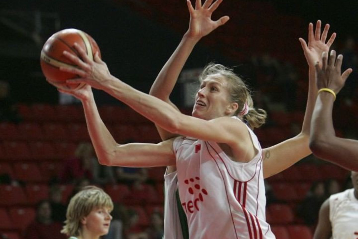Po 16 taškų nugalėtojoms pelnė Jurgita Štreimikytė-Virbickienė.