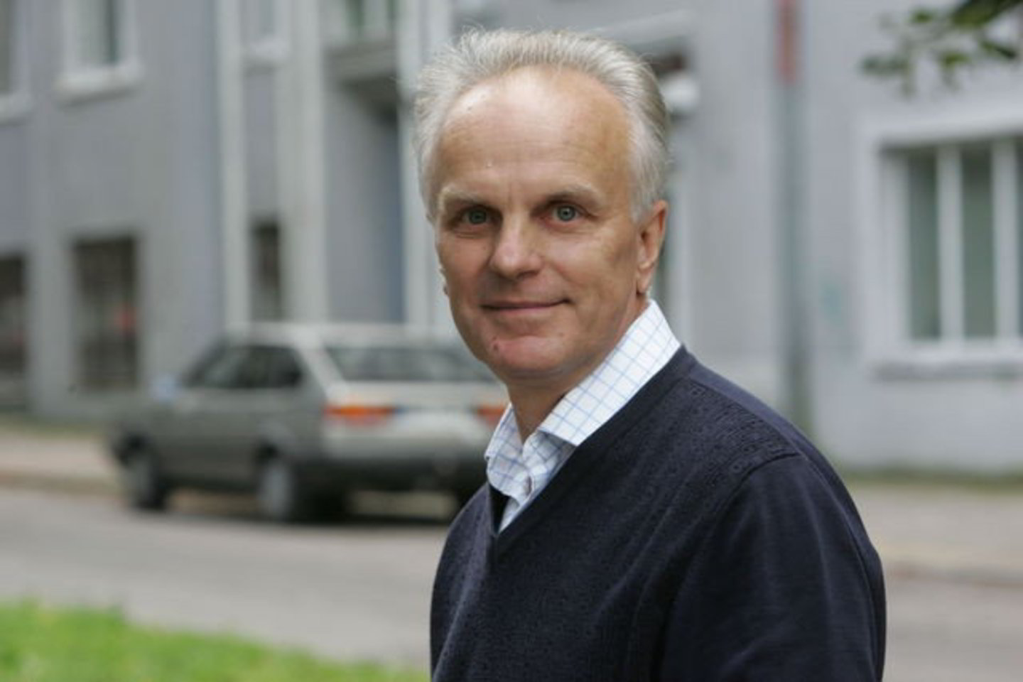 B.Burgis mano, kad mokykliniai egzaminai buvo priedanga tiems abiturientams, kurie nesimokė, tačiau norėjo gauti mokyklos baigimo atestatą.