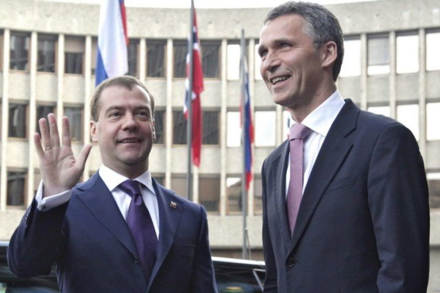 Rusijos prezidentas D.Medvedevas pagaliau susitarė su Norvegijos ministru pirmininku J.Stoltenbergu.