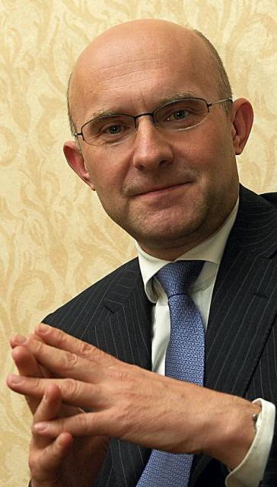 Valdybos pirmininku ir bendrovės generaliniu direktoriumi išrinktas Ireneuszas Fąfara.