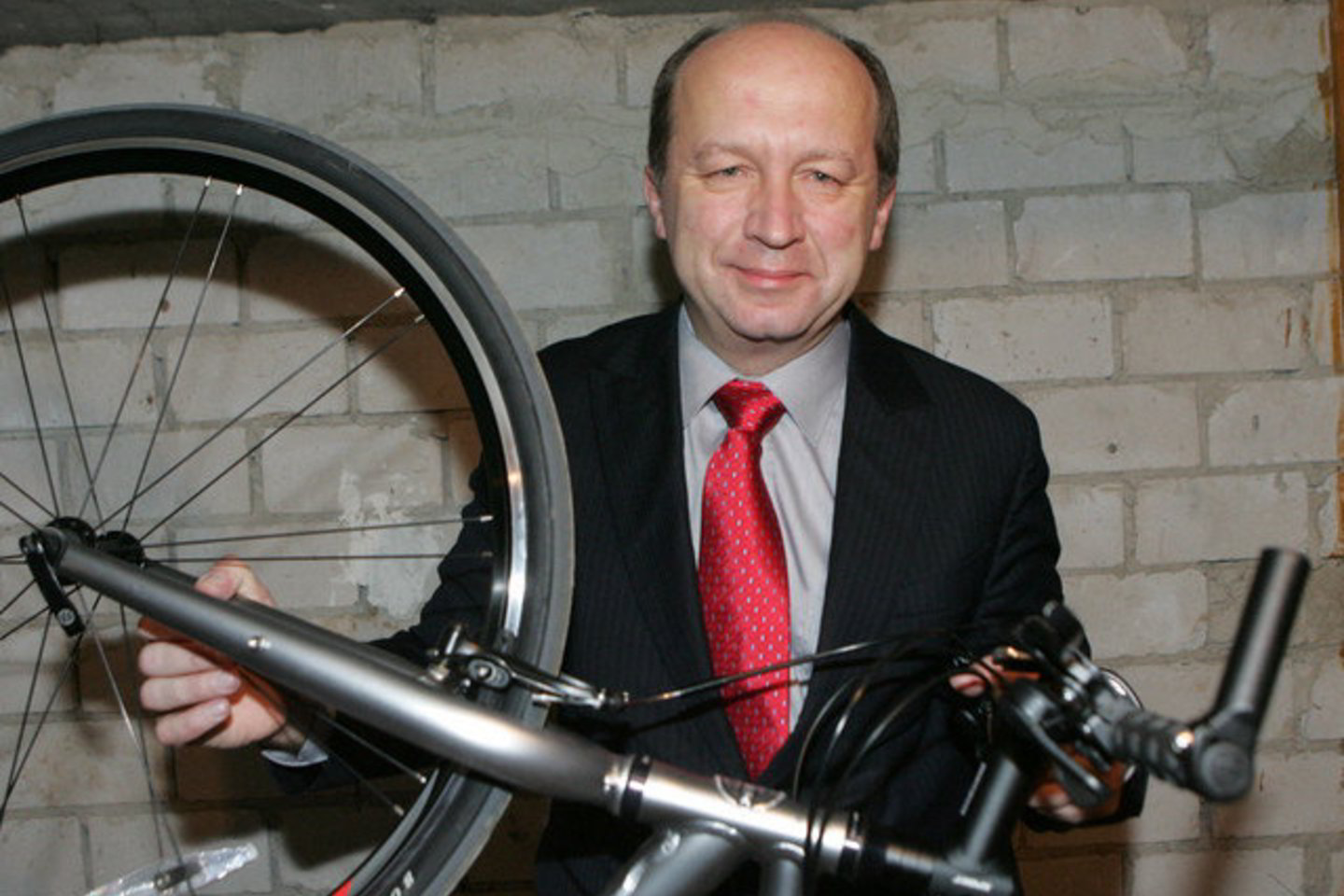 A.Kubilius mėgsta ekologišką transportą.