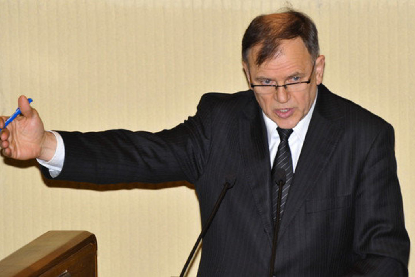 V.Andriukaitis kreipiasi į susisiekimo ministrą E.Masiulį.