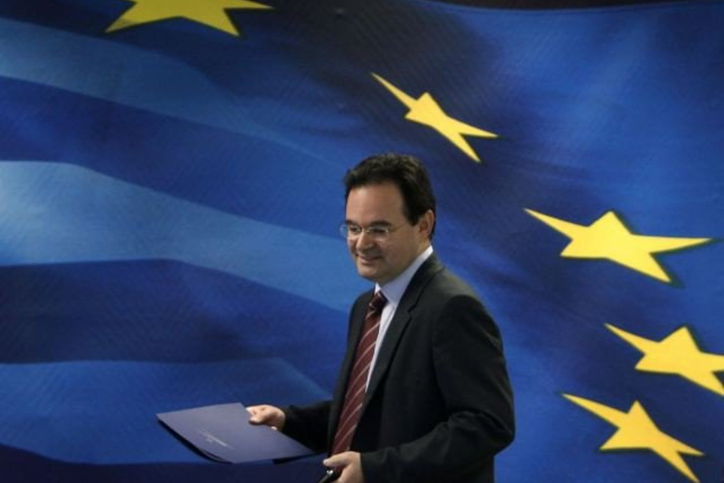 G.Papaconstantinou teigia, kad ateinančius trejus metus privatizavus valstybines įmones bus galima surinkti apie 1 mlrd. eurų.