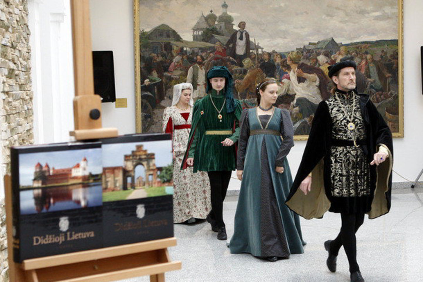 Jau išleistos dvi solidžios knygos „Didžioji Lietuva“, kuriose sudėta B.Valionytės surinkta istorinė ir foto medžiaga Baltarusijoje.