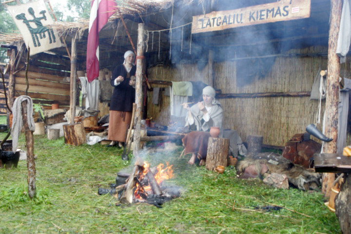 Kernavėje Gyvosios archeologijos dienos kviečia stebėti ikonų tapymą, inscenizuotus mūšius ir žemaitukų programą.