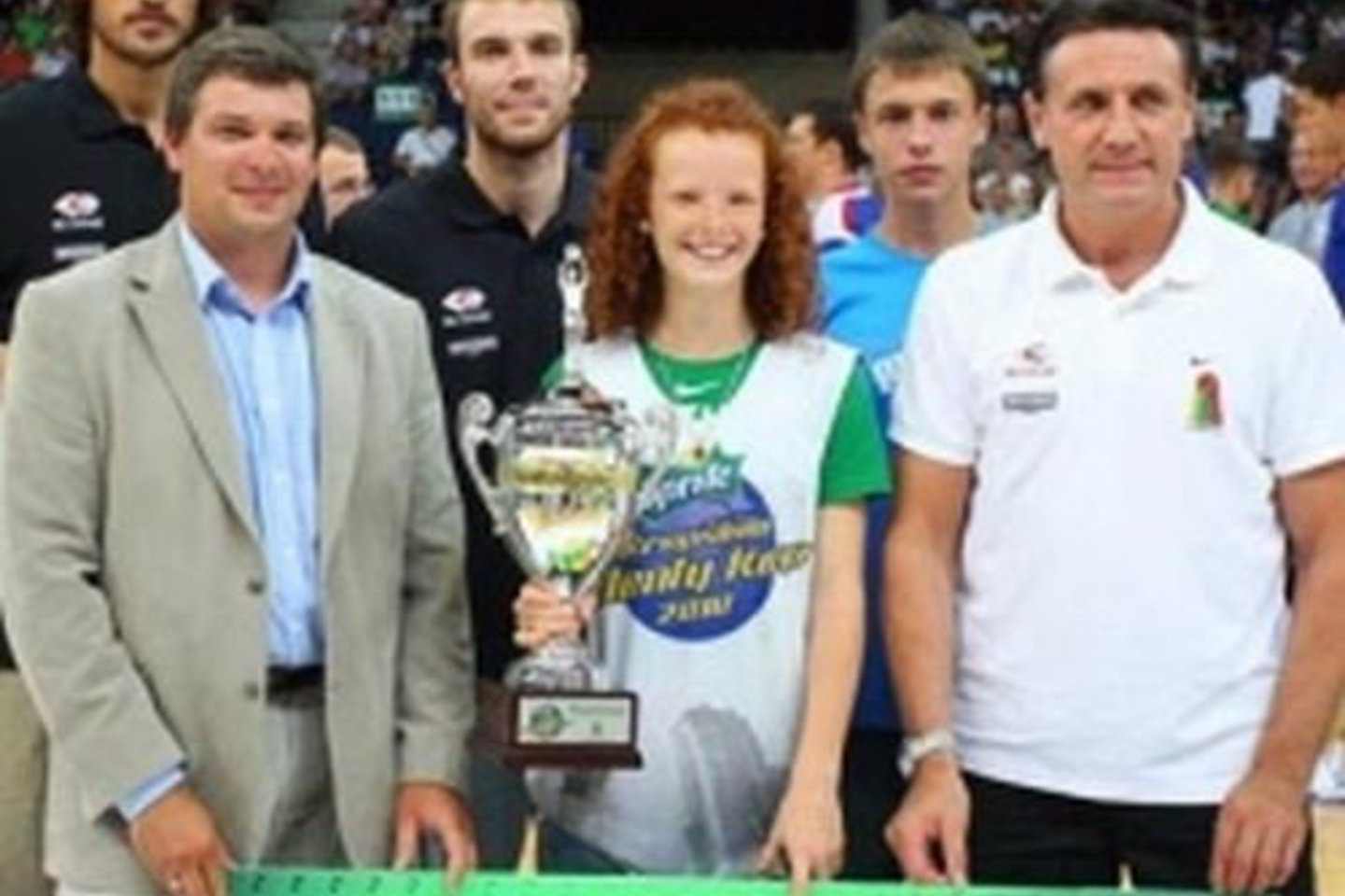 D.Belickaitė atsiėmė solidų apdovanojimą.