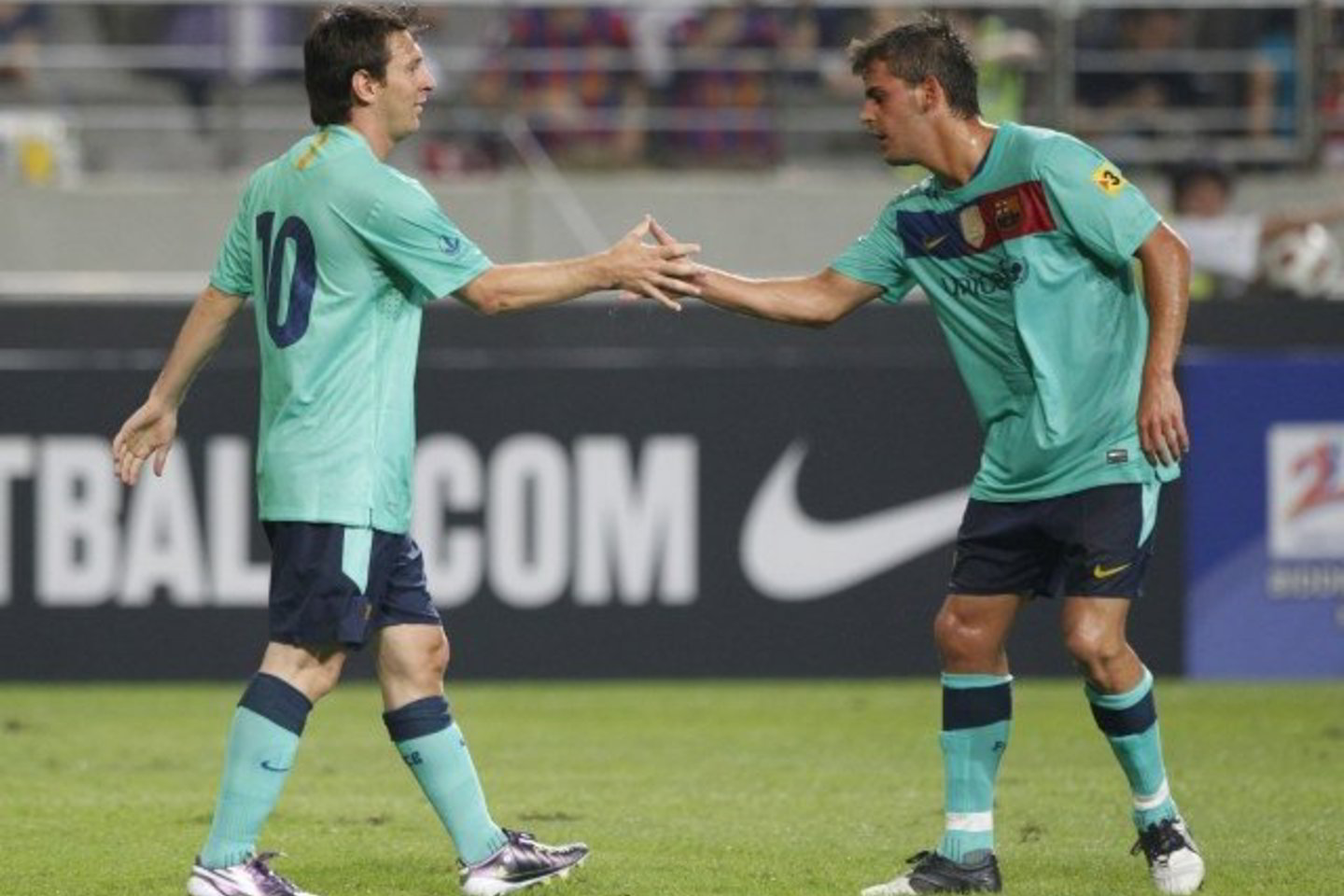 L.Messi (kairėje) pelnė du įvarčius.