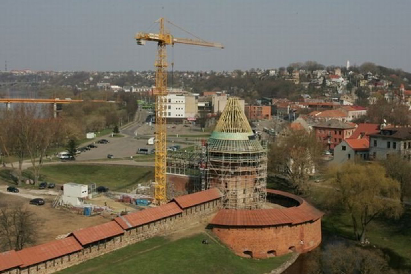 Kai kas baiminasi, kad Kauno pilies rekonstrukcija baigsis naujų Valdovų rūmų statyba.