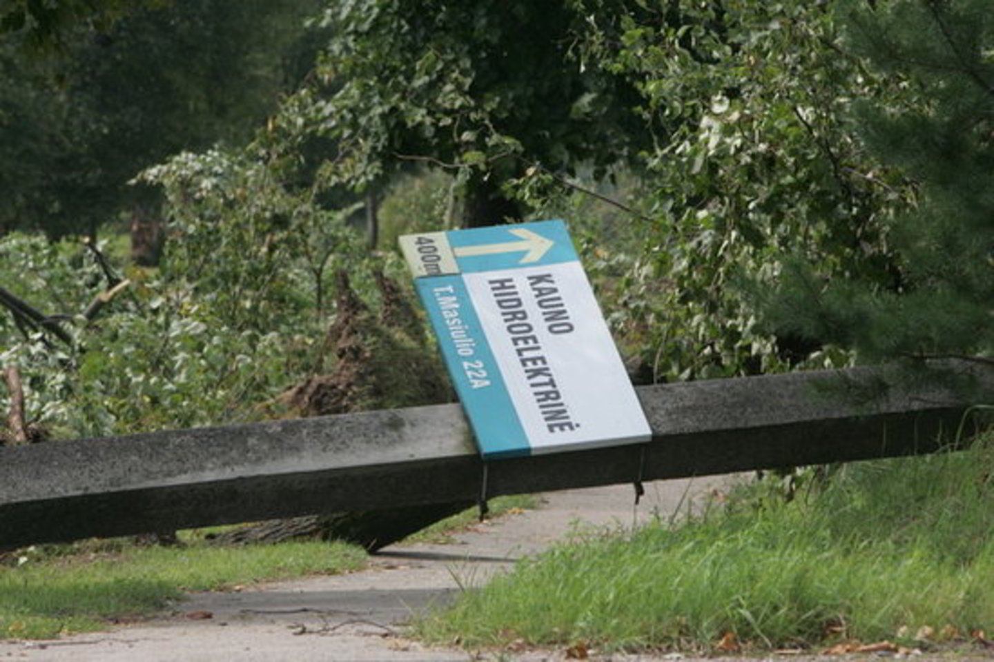 Dradėjai ragina nufotografuoti sugadintą turtą ir pradėti taisymo darbus.