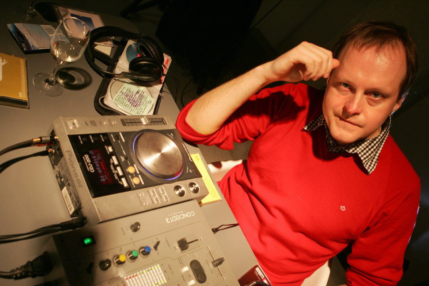 R.Šapauskas: "Dažniausiai groju labai įvairią muziką ir galiu pataikyti įvairiems skoniams".