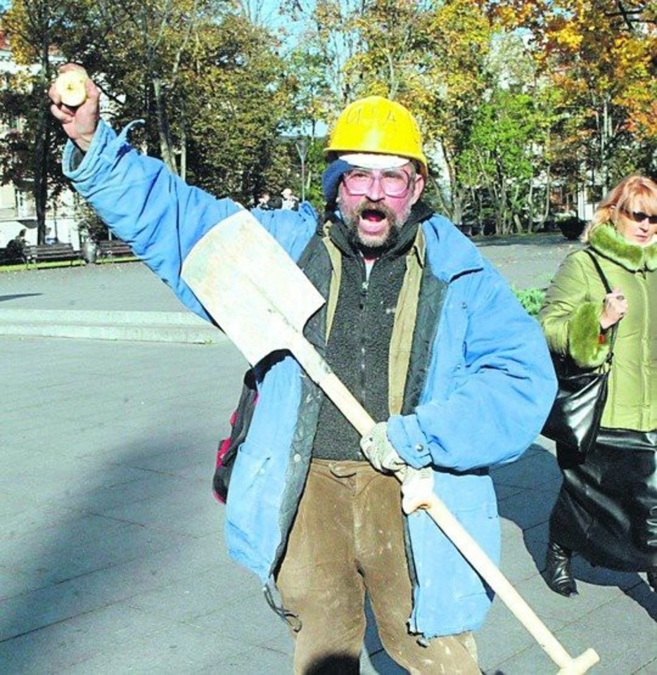 S.Urniežių kone kasdien galima sutikti Pilies ir kitose Senamiesčio gatvėse.