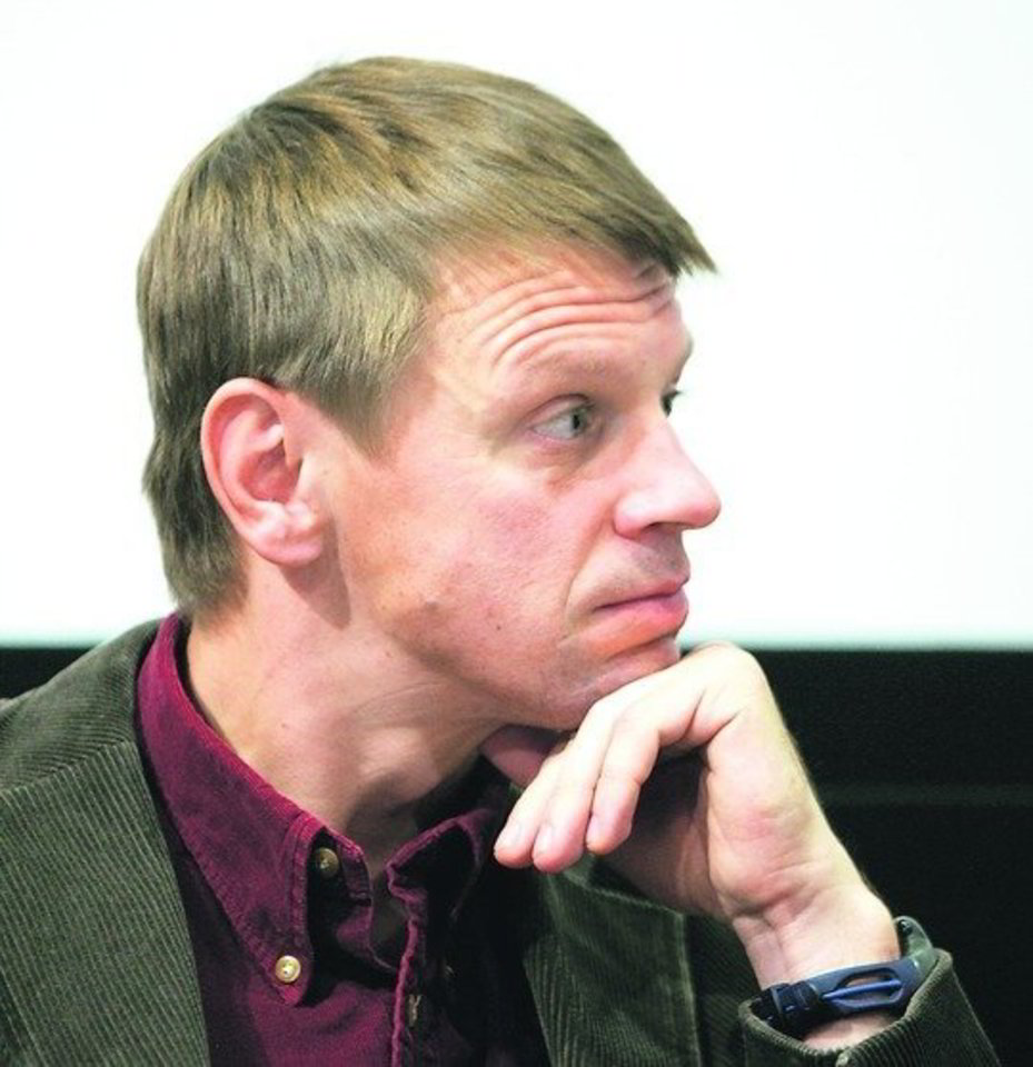 R.Kazlas užsiėmęs nauju spektakliu.