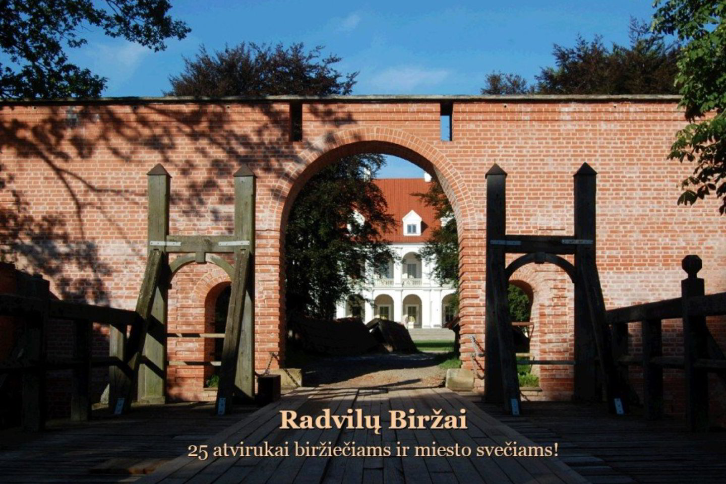 Vienas atvirukas iš rinkinio “Radvilų Biržai”.