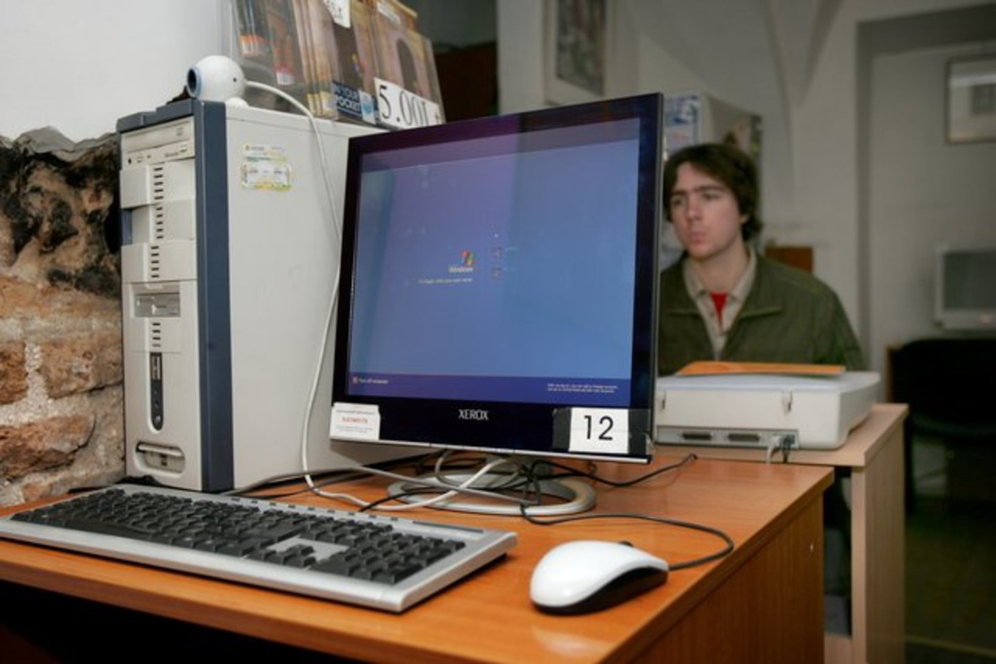 Pasinaudojęs bendrovės pasiūlymu, vartotojas turėjo papildomai mokėti 23 Lt/mėn. linijos mokestį, apie kurį akcijos „Zebra vasara 2009“ reklamoje vartotojai nebuvo informuojami.