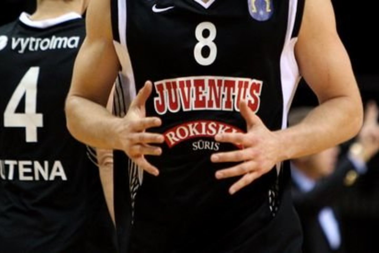 Po didžiosios pertraukos aikštelėje dominavo R.Giedraičio auklėtiniai.