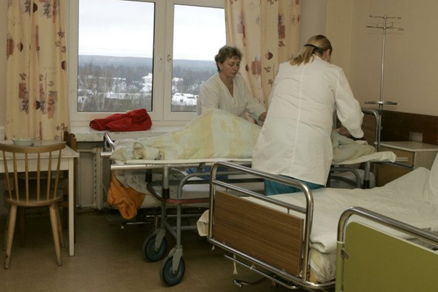 Nukentėjusioji moteris dėl galvos traumos gydoma Šiaulių ligoninės Neurochirurgijos skyriuje.