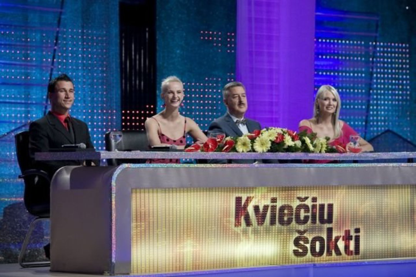 Pasak dainininkės, ji nenusiteikusi tiesiog tik šokti, todėl žada nustebinti komisiją.