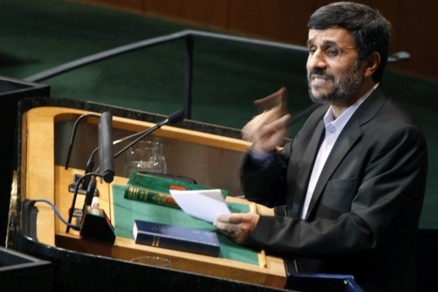 M.Ahmadinejadas pasisakė pirmąją Generalinės Asamblėjos dieną JT būstinėje Niujorke.