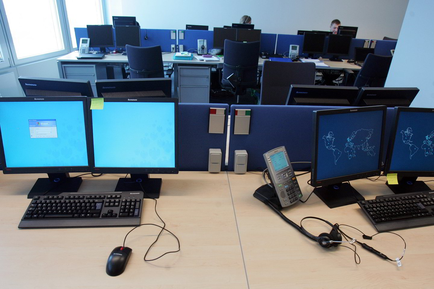 Dažniausiai įmonių IT infrastruktūra – kompiuteriai, serveriai duomenų saugyklos, tinklo ir programinė įranga yra įsigyta iš skirtingų tiekėjų.