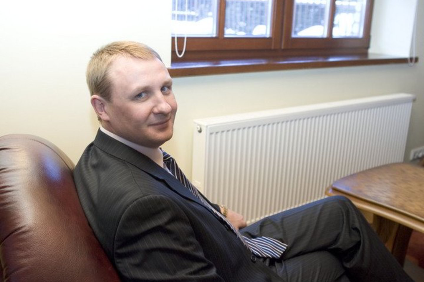 Seimo narys A.Šedžius yra pareiškęs, jog ruošiasi įregistruoti įstatymo projektą, kuriuo siūlytų naikinti Specialiųjų tyrimų tarnybą.