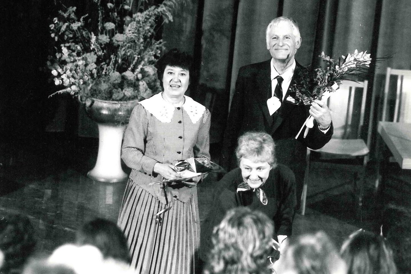 R.Keturakio knygos „Krintantis vakaro paukstis“ pristatymas. 1994 metai.