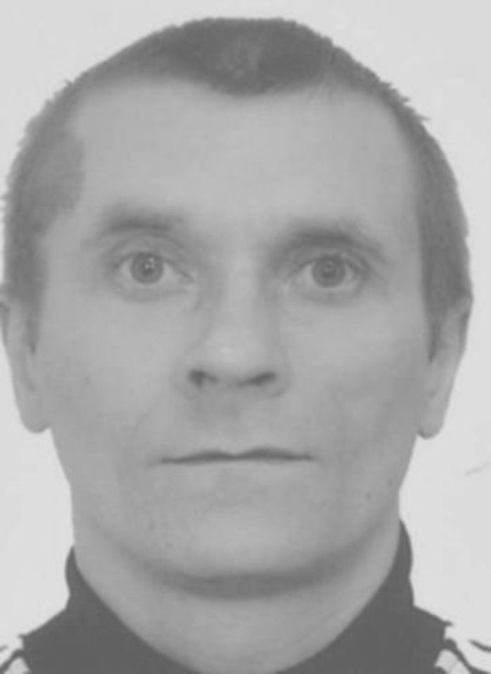 Policija prašo atsiliepti visus asmenis, žinančius sunkiu nusikaltimu įtariamo M.Sakalausko buvimo vietą.