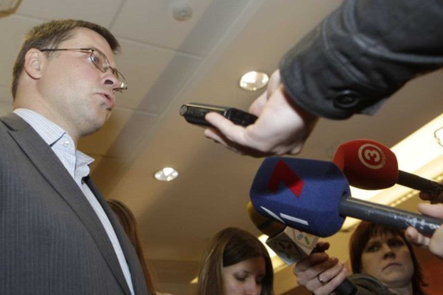 V.Dombrovskis: „Sieksime bendradarbiavimo parlamente su „Santarvės centru“.
