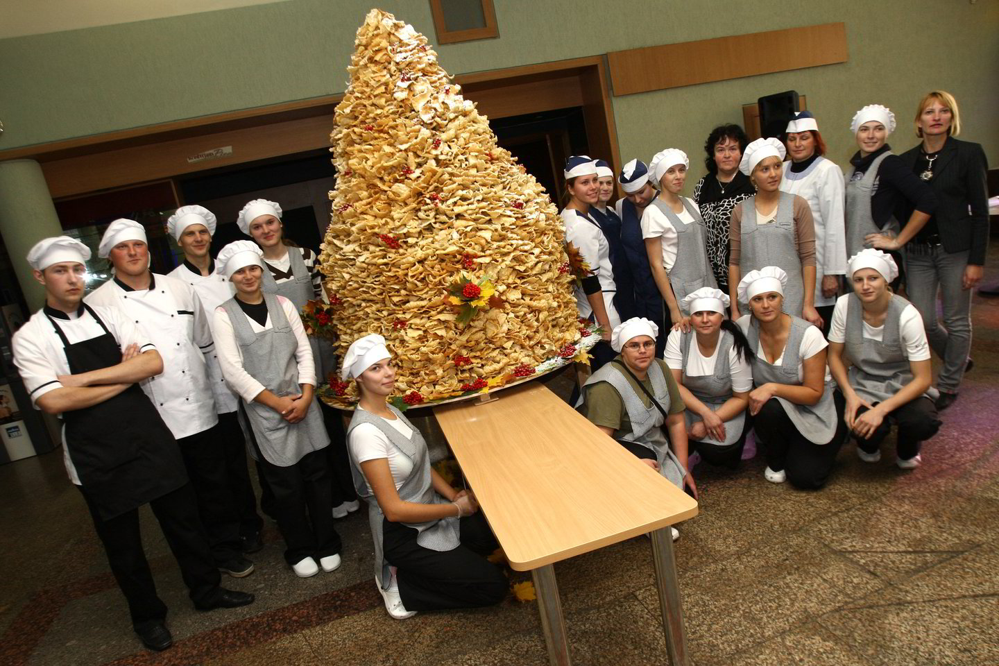 Pyragas „Skruzdėlynas“ sveria 219 kilogramų.