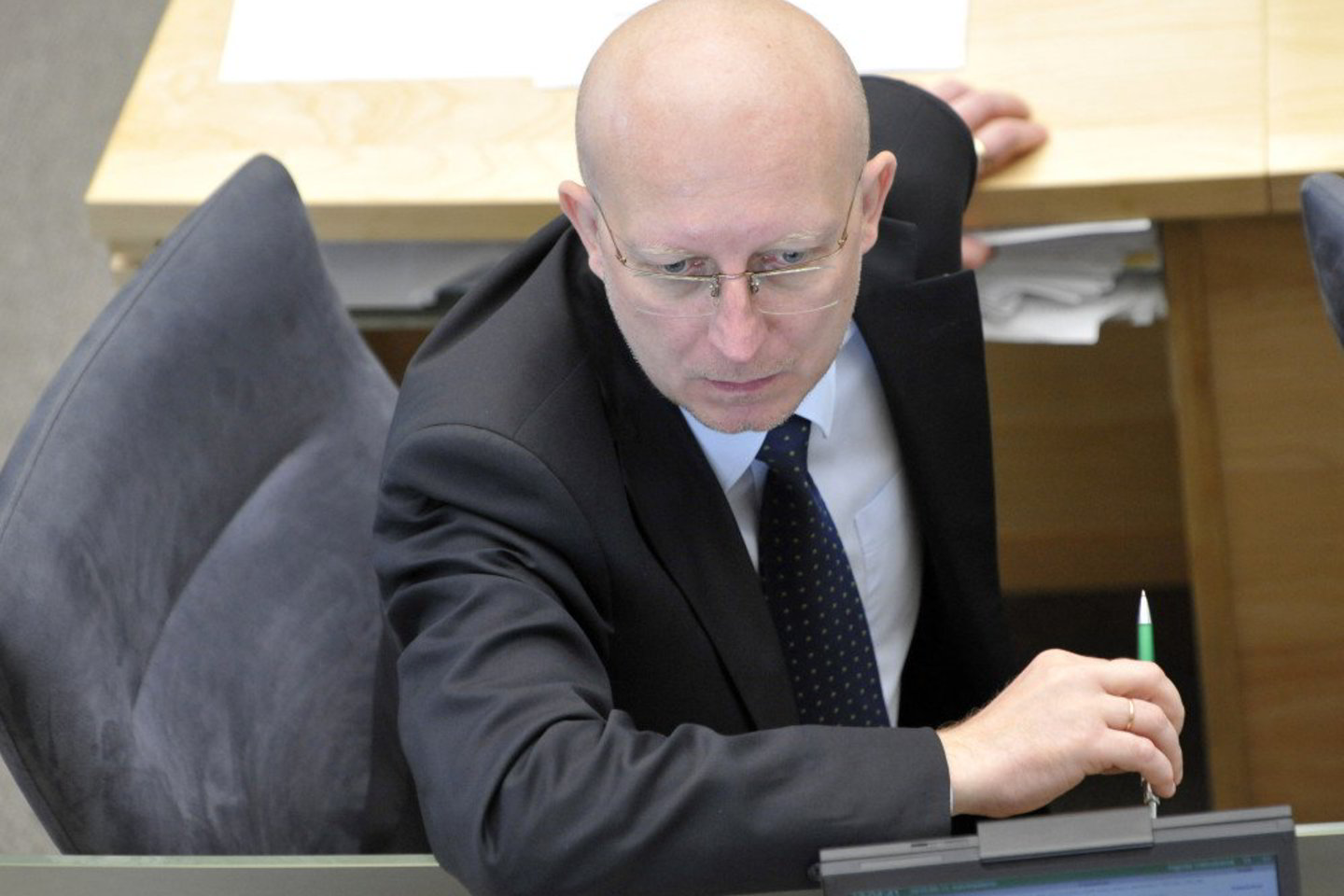 Buvę A.Valinsko rinkimų štabo nariai siekia išvengti baudžiamosios atsakomybės.