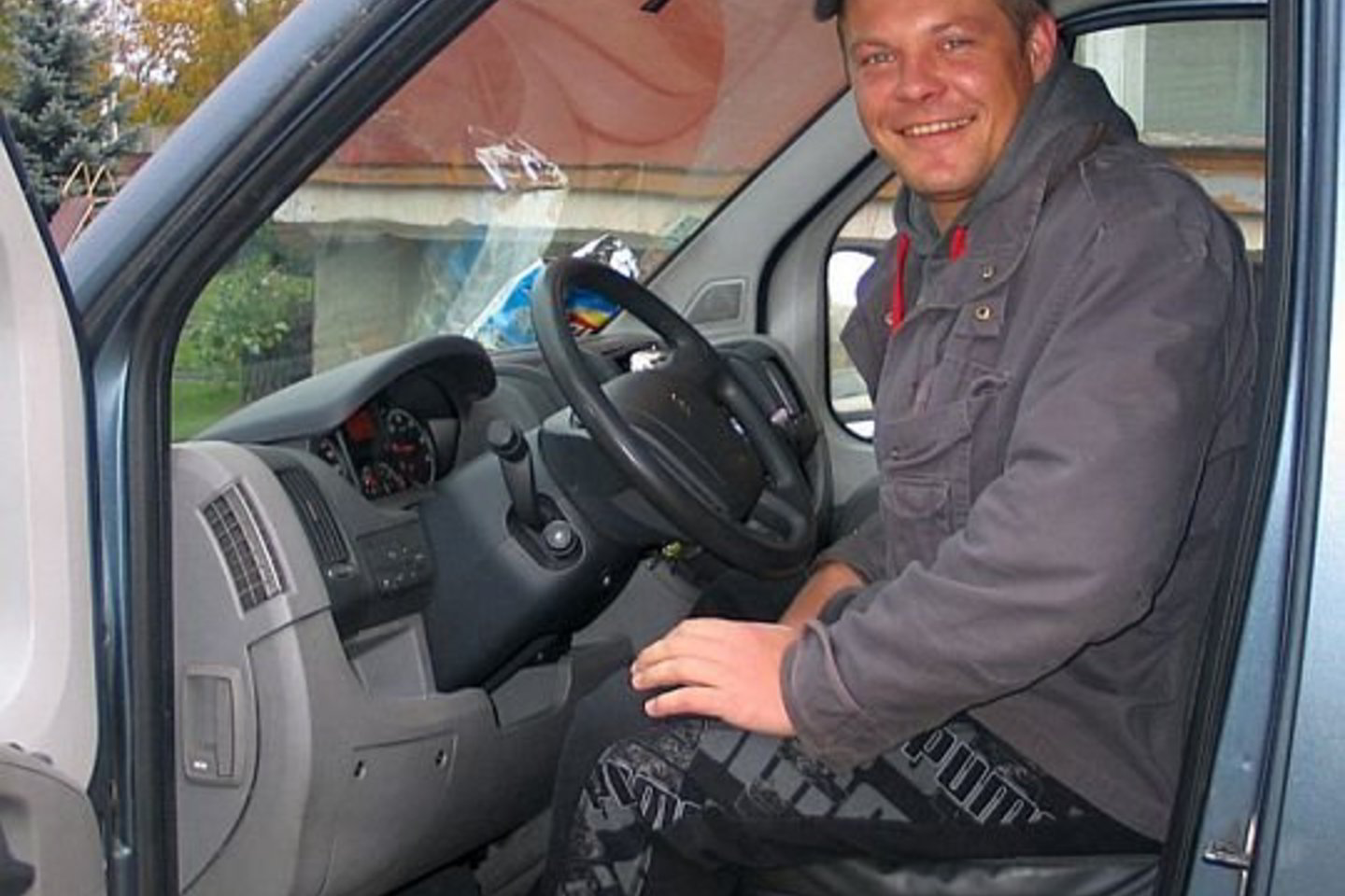 R.Demeniui likimas siuntė išsigelbėjimą - sugedusią mašiną.
