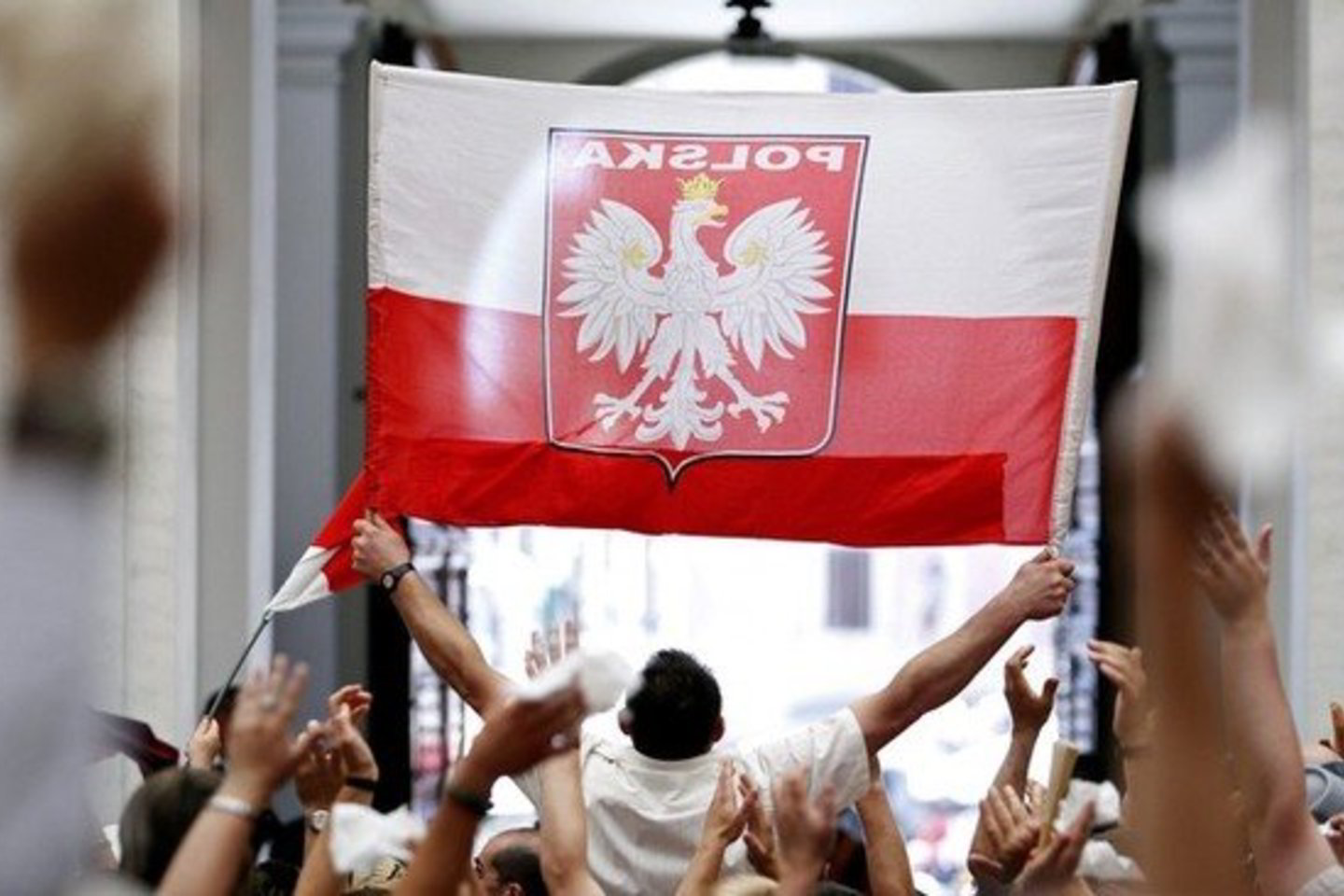 Lenkai gali vartoti apie pustrečio tūkstančio vokiškos kilmės žodžių.