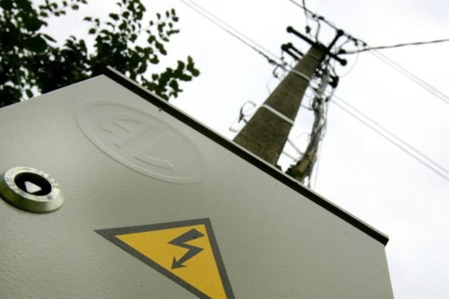 Lazdijų gyventojai nesutinka, kad jų vaizdingą kraštovaizdį bjaurotų elektros jungtis su Lenkija.