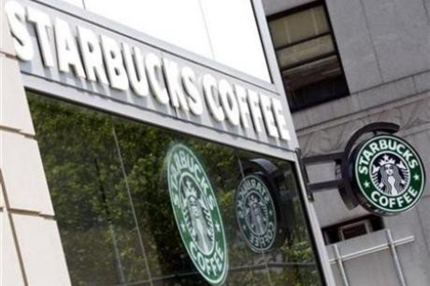 2009-ųjų pabaigoje „Starbucks“ pasaulyje turėjo per 16,7 tūkst. prekybos taškų.
