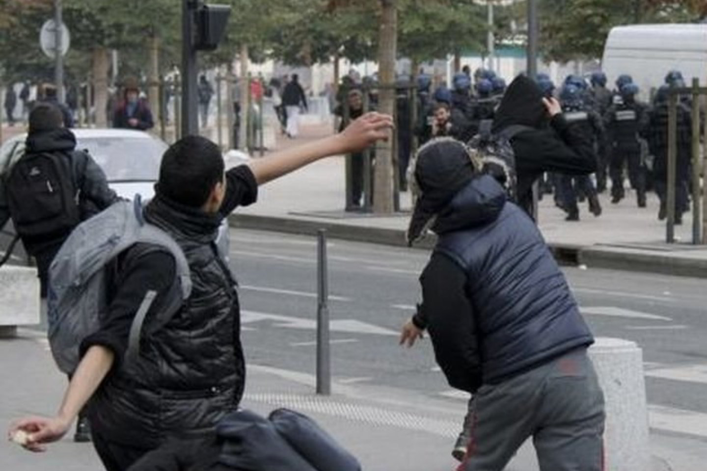 Visoje Prancūzijoje jau septinta diena iš eilės vyksta protesto akcijos prieš pensijų reformą.