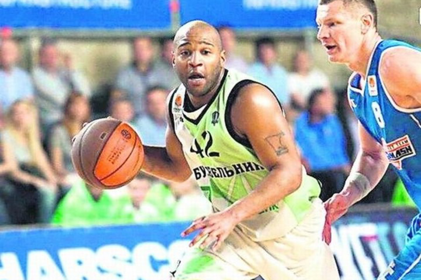 Praėjusį sezoną „Budivelnyk” ekipoje Kh.El-Aminas rinko po 20,5 taško.
