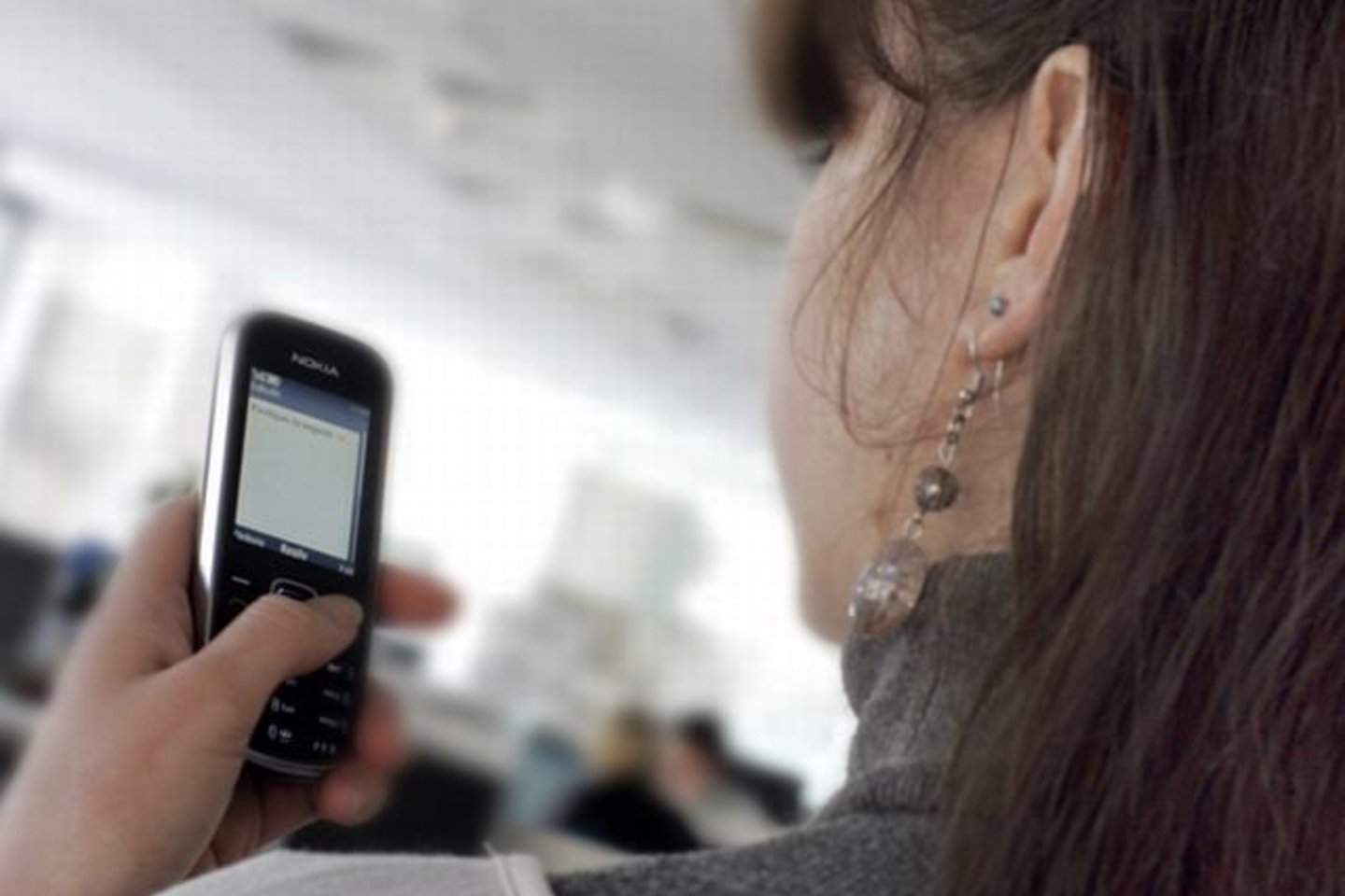 Iš pradžių šiaulietis su naująja pažįstama bendravo telefono žinutėmis.