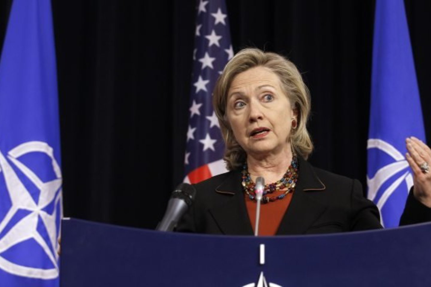 Apie tai, kad Pakistanui bus suteikta 2 mlrd. dolerių karinė pagalba, pranešė H.Clinton.