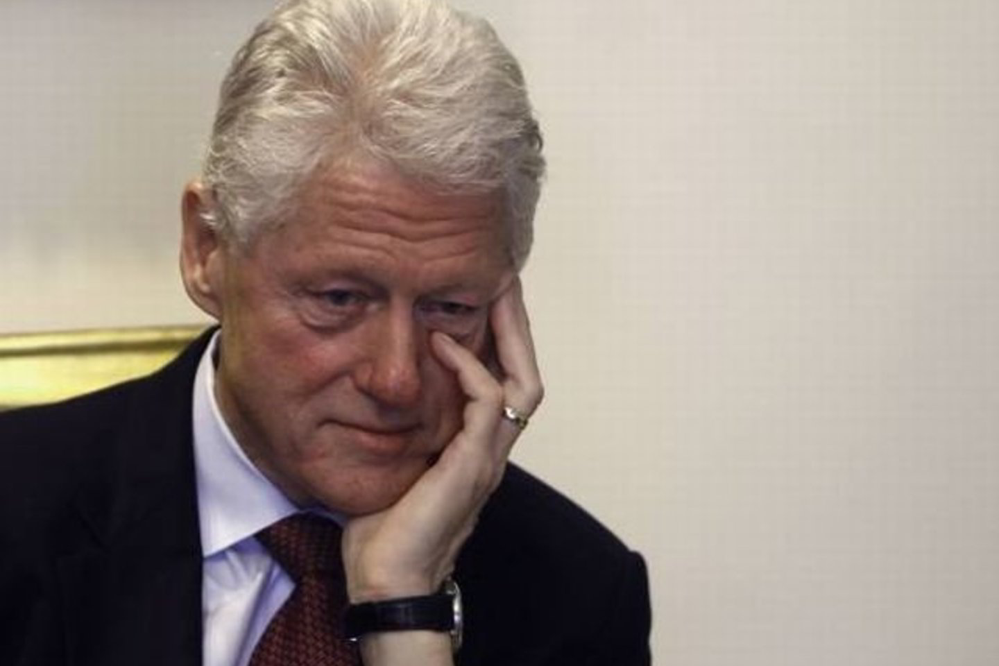 B.Clintono administracija turėjo rimtų problemų.