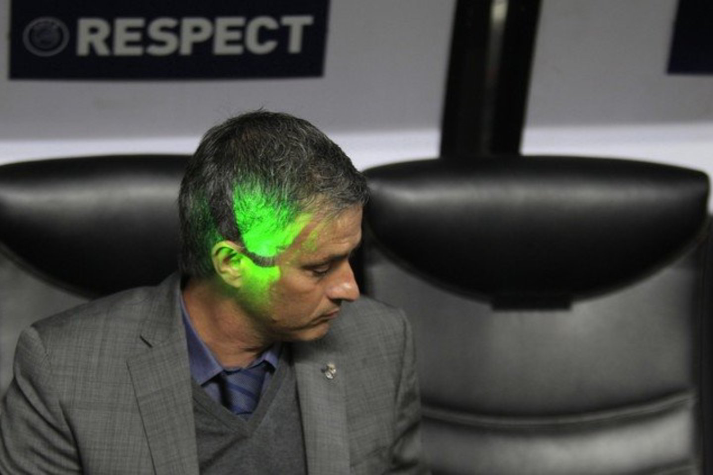 Trenerį J.Mourinho nesvetingai sutiko „AC Milan“ aistruoliai.