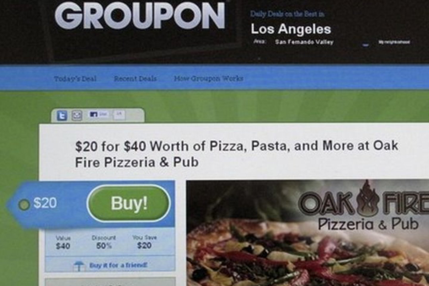 Kompanija „Groupon“ įsteigta 2008 metais ir leidžia užregistravusiems vartotojams gauti nuolaidų įvairioms prekėms ir paslaugoms.