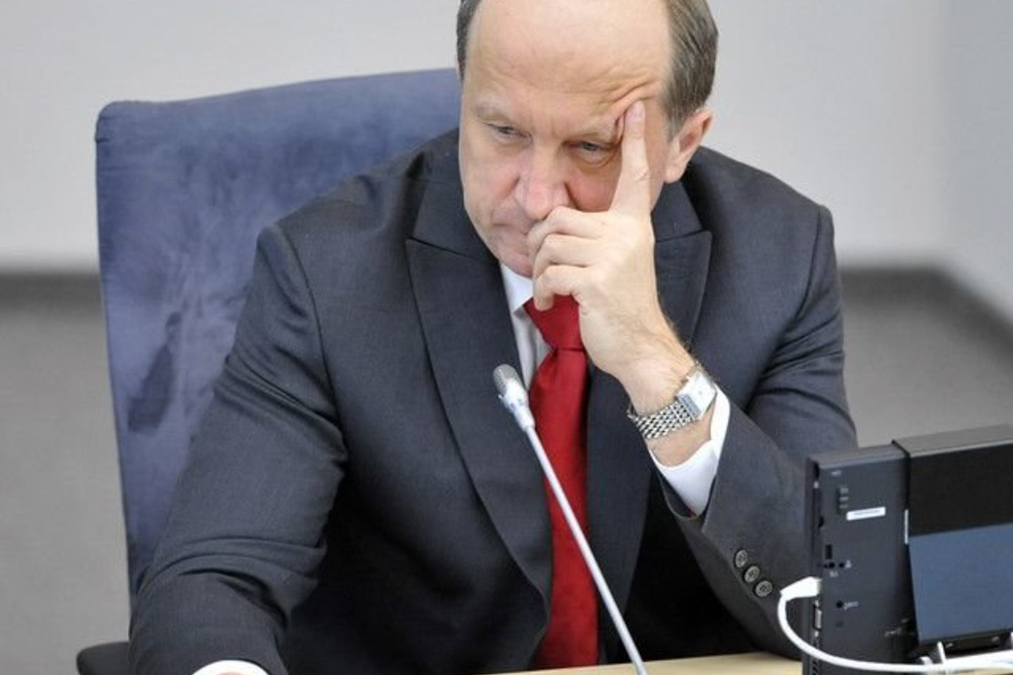 Premjeras paprašė dėl įstatymo, numatančio didinti pensijas, pataisų priėmimo balsuoti kitą savaitę.