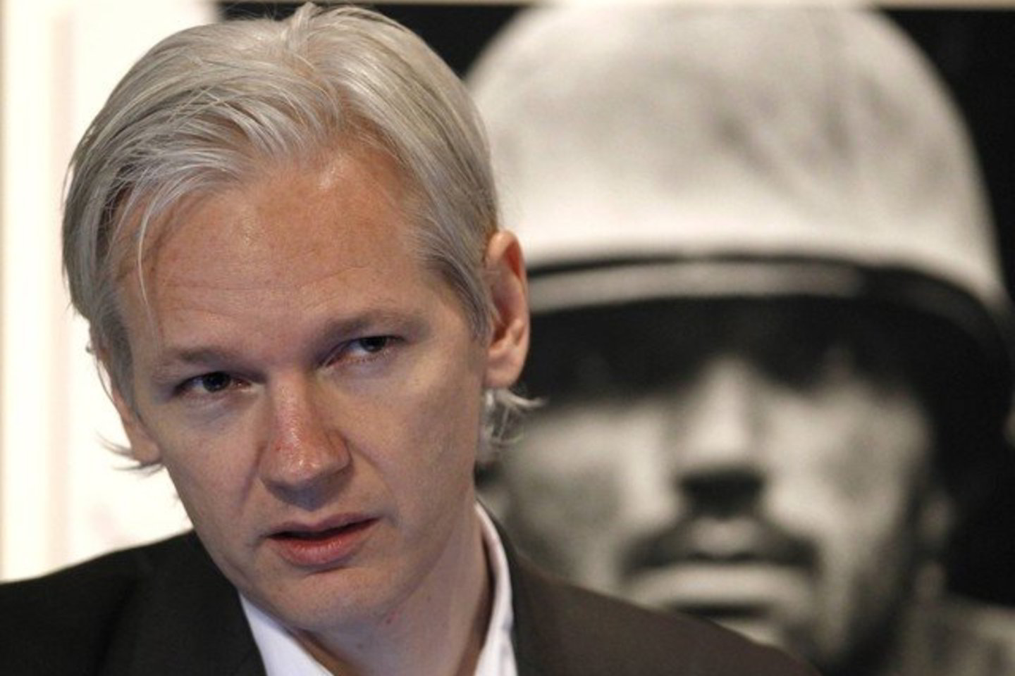 J.Assange'as nurodė, kad kai kuriuose diplomatiniuose raštuose minimi ir NSO (nenustatyti skraidantys objektai).