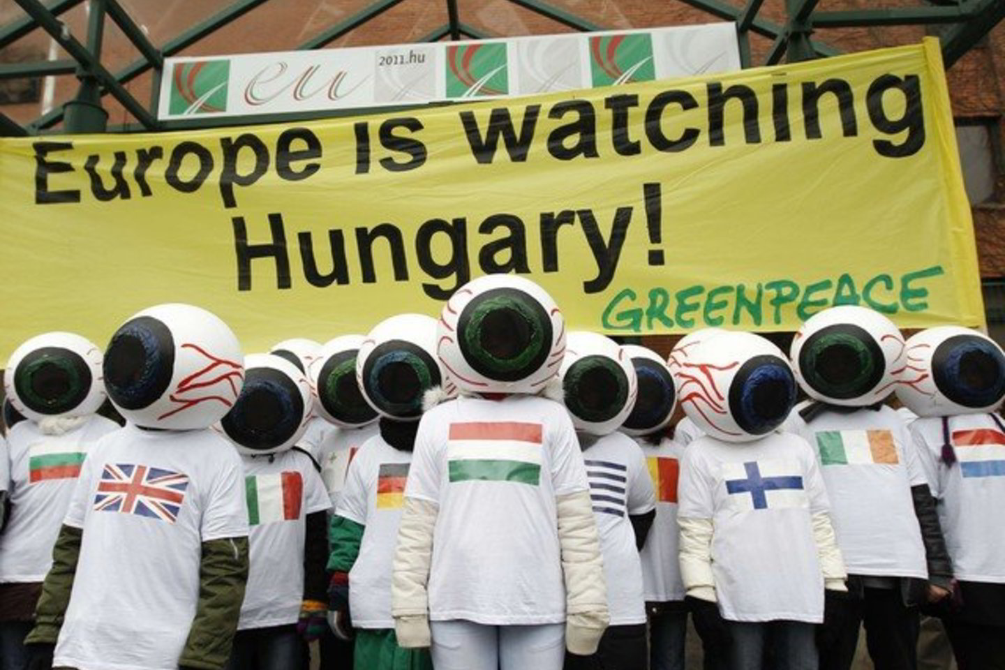 Įstatymas įsigaliojo nuo šių metų pradžios - tą pačią dieną, kai Vengrija pradėjo pirmininkavimo Europos Sąjungai pusmetį.