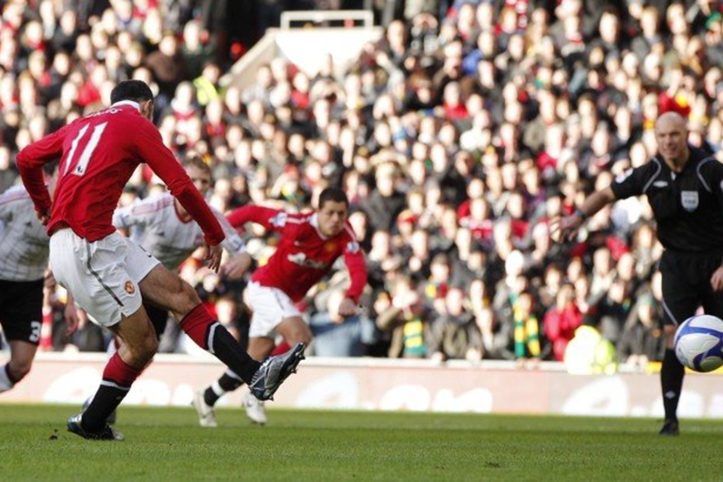 „Manchester United“ pergalę atnešė R.Giggso įvartis.