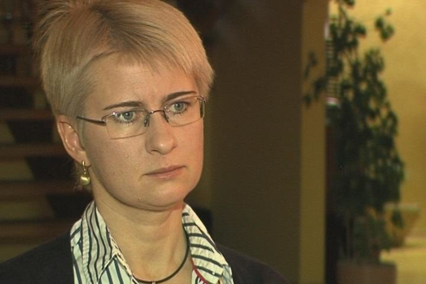 N.Venckienės skundas buvo patenkintas, argumentuojant, jog yra pagrindo įtarti, kad biologinė mergaitės motina bandė daryti poveikį savo dukrai.