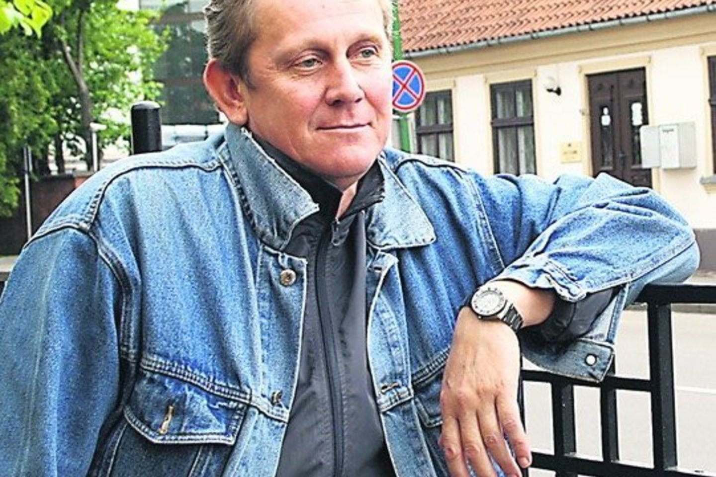 Pas A.Brazą buvo atlikta krata, paimta kompaktinių diskų kolekcija.