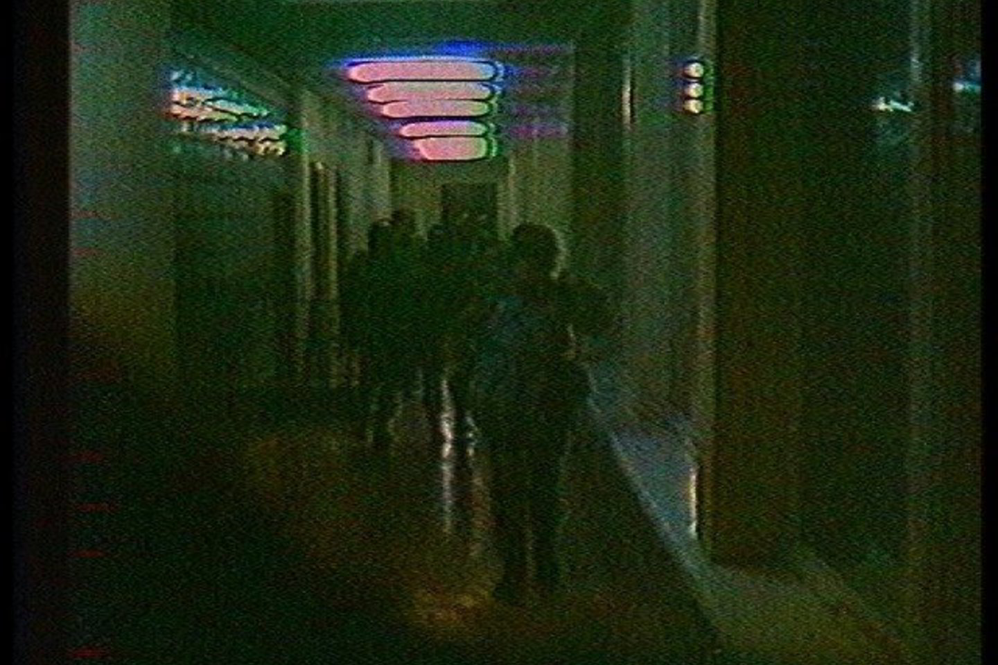 Filme pasakojama apie tai, ką darė, jautė ir kaip elgėsi tą dieną sovietų armijos agresiją patyrę vienintelės tuo metu nacionalinės televizijos ir radijo darbuotojai.